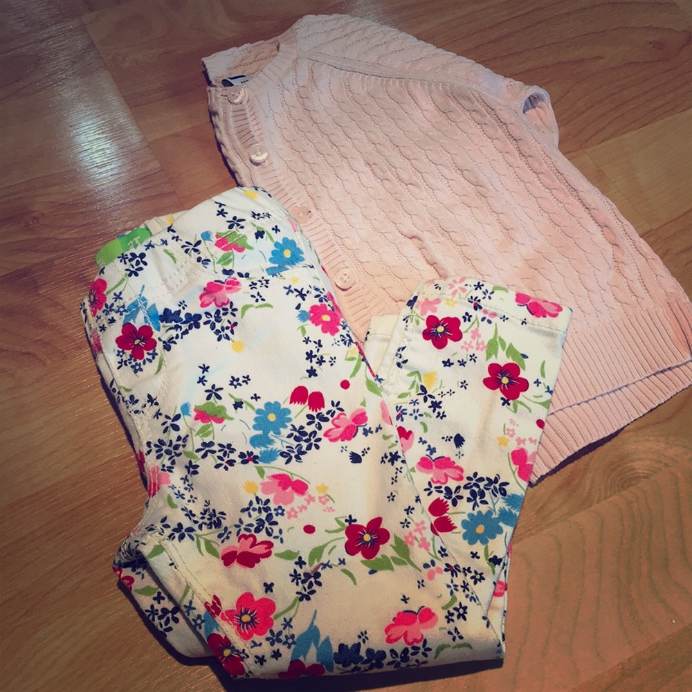 Jeans white with flowers